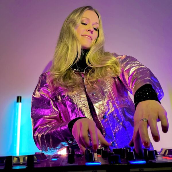 karin-dj
