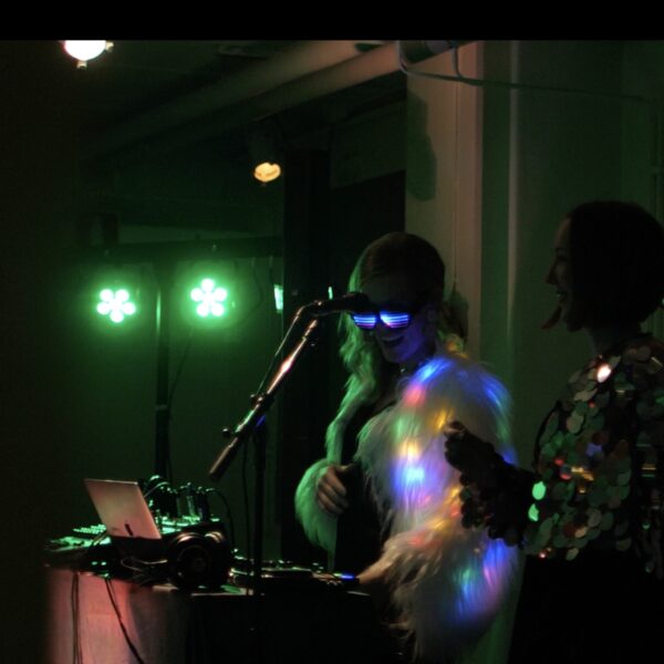 DJ Stockholm Chic Happens